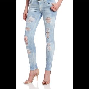 NWOT!!! DL1961 Destroyed Skinny Jeans